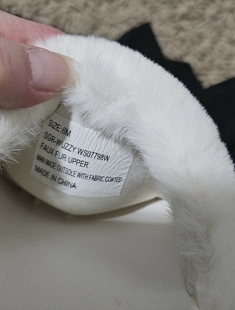 NEW Sugar Sandals Wuzzy Slip On Furry 6 Slipper Slides Ivory Faux Fur - Picture 7 of 8